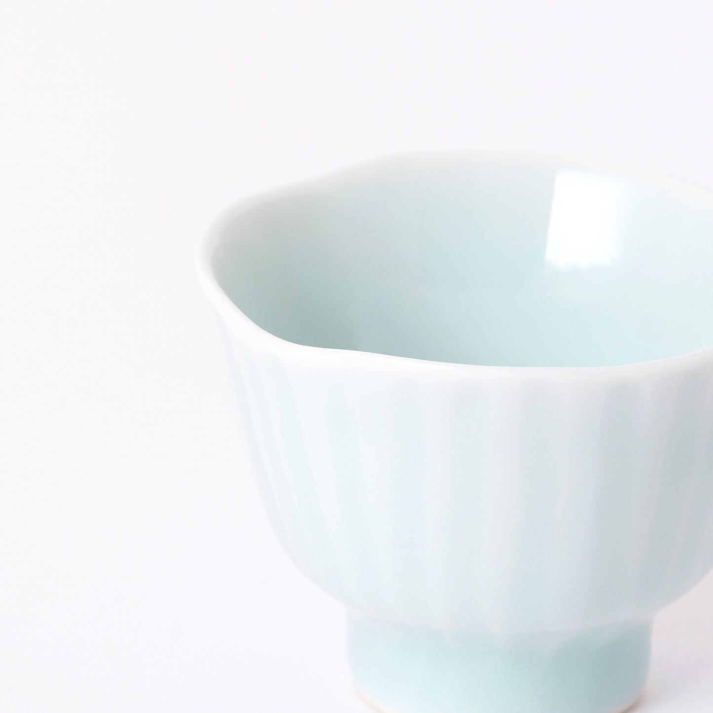 Fukuharu Seihakuji Saké Pourer and Cups Set (Shinogi)