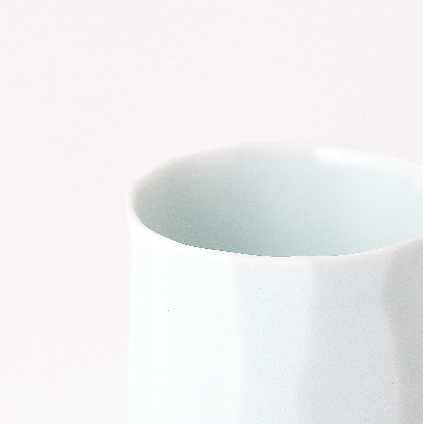 Fukuharu Seihakuji Chamfered Demitasse Set of 2 (Mentori)