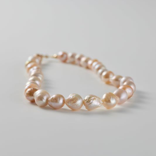 【Lake Biwa Pearls】Large round pearl necklace 001