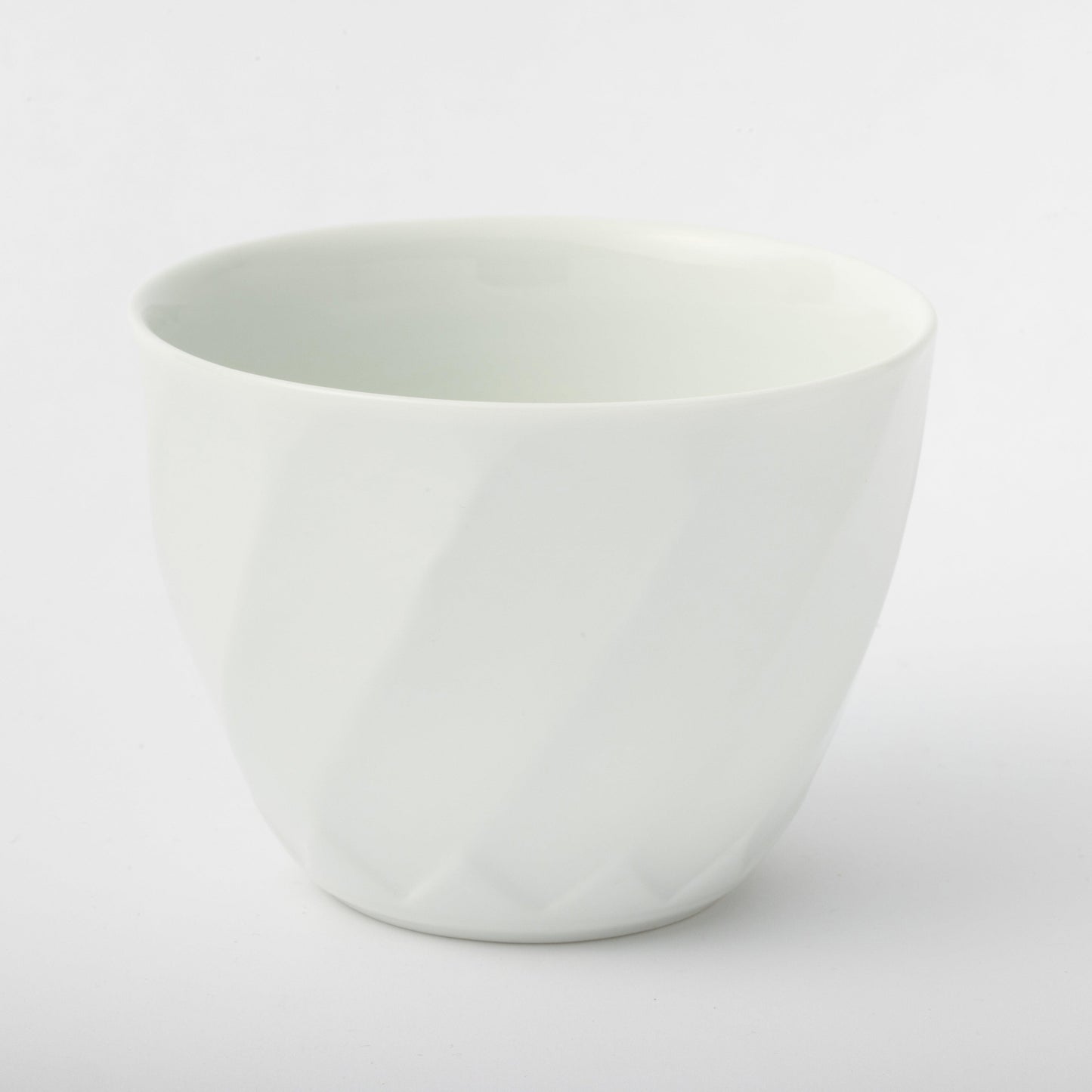 [Issin Kiln] White Porcelain Hand-carved Set of 2 Japanese Teacup,  Diagonal Engraving