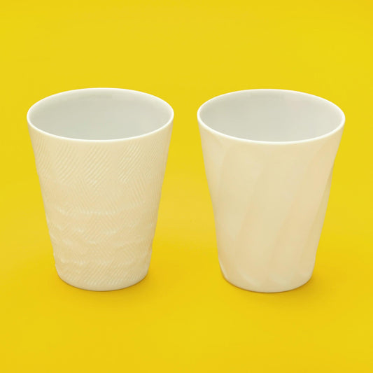 [Issin Kiln] White Porcelain Hand-carved Set of 2 Large Freestyle Cups, Diagonal Engraving and Random Comb Engraving